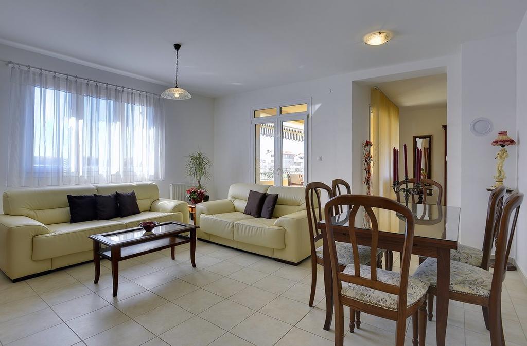 Apartment Bella プーラ エクステリア 写真